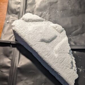 3.5 g coke fishscale rock off the kilo cocaine