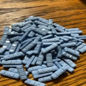 100 x 3.5mg Xanax B707 ...... USA - USA